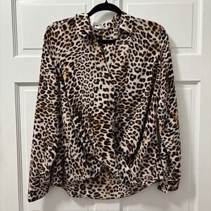 ALL IN FAVOR Top Womens Medium Leopard Print Pullover Vneck Surplice Button Wrap
